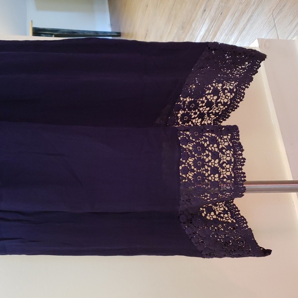 C Dress - Picture 8 of 9